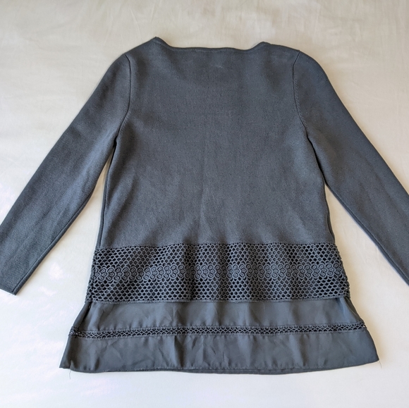 Ann Taylor Loft Petites Gray Sweater Top Women's size Small Flare Hemline - Picture 4 of 8